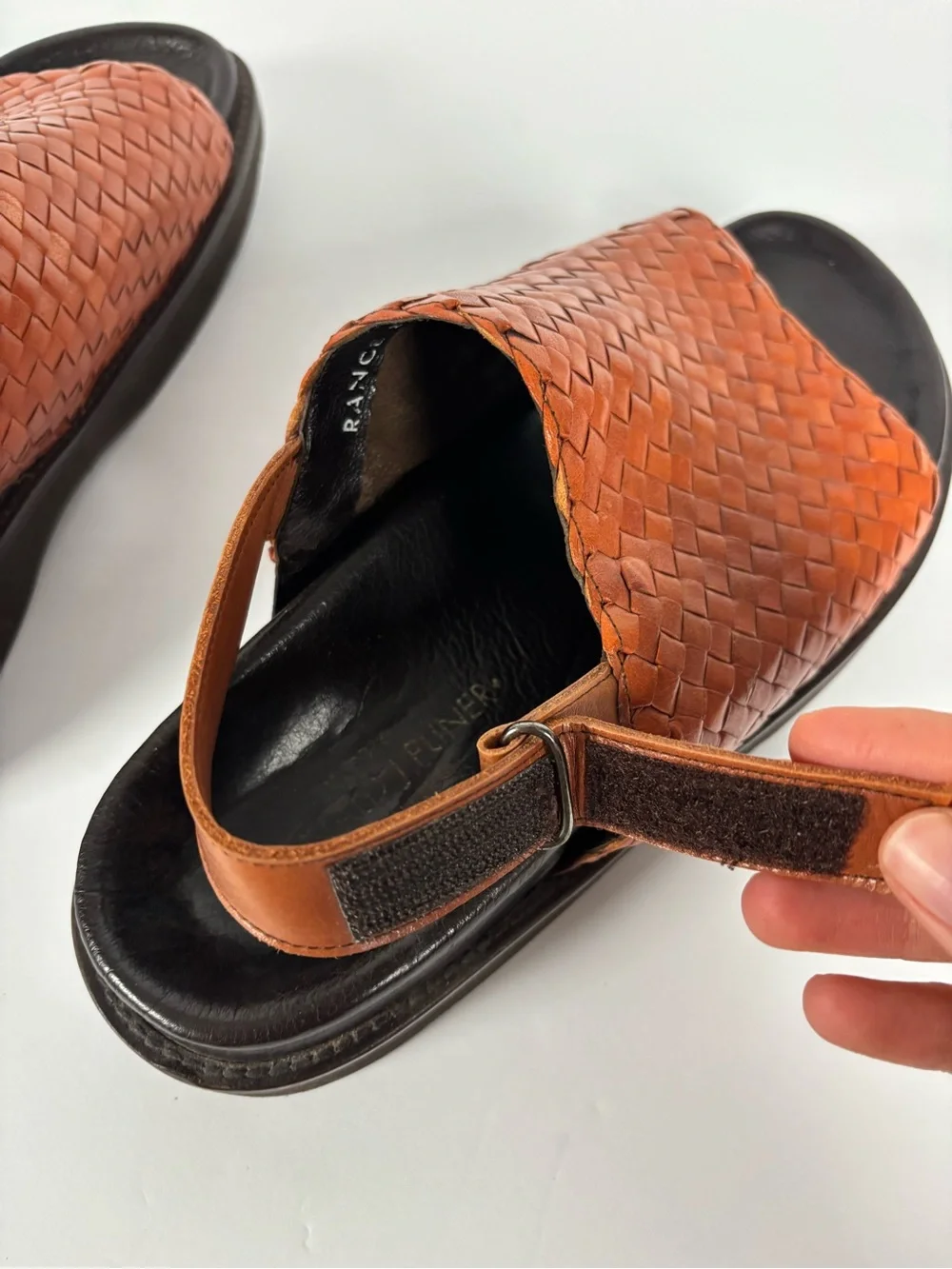Donald J Pliner M 9/W 10.5-11 Woven Leather Platform Boho Chunky Slip on Sandals